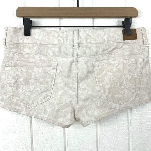 American Eagle Women Micro Denim Jean Shorts Stretch Floral Beige Preppy Size 8 - Picture 6 of 7